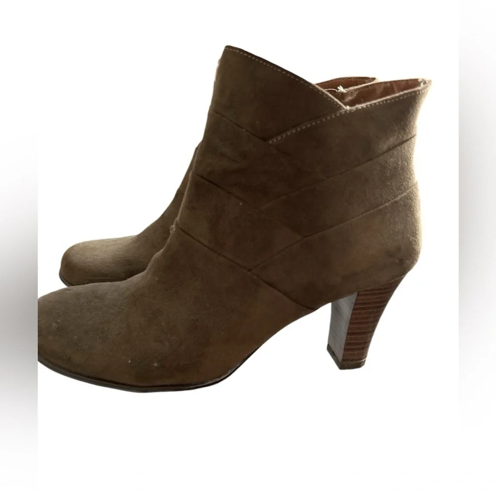 Aerosols rounded faux shade boot